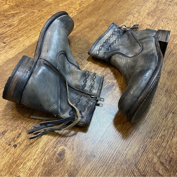 Bed Stu Craven Fringe Gray Leather Bootie Size 10 - Picture 5 of 11